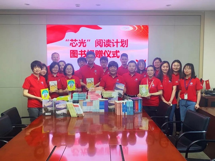 ����18(�й���)�ٷ���վ