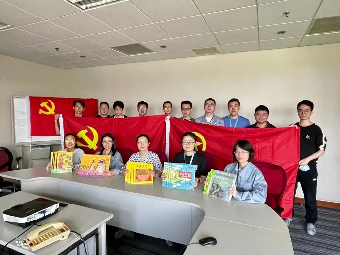 ����18(�й���)�ٷ���վ