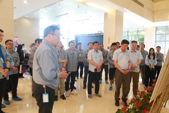 ����18(�й���)�ٷ���վ