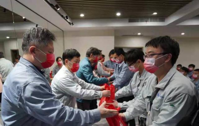 ����18(�й���)�ٷ���վ