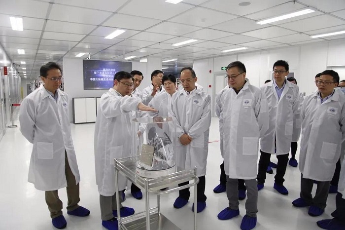 ����18(�й���)�ٷ���վ