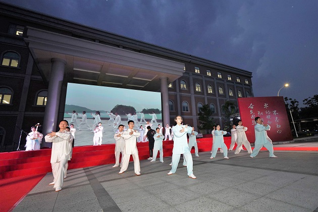 ����18(�й���)�ٷ���վ