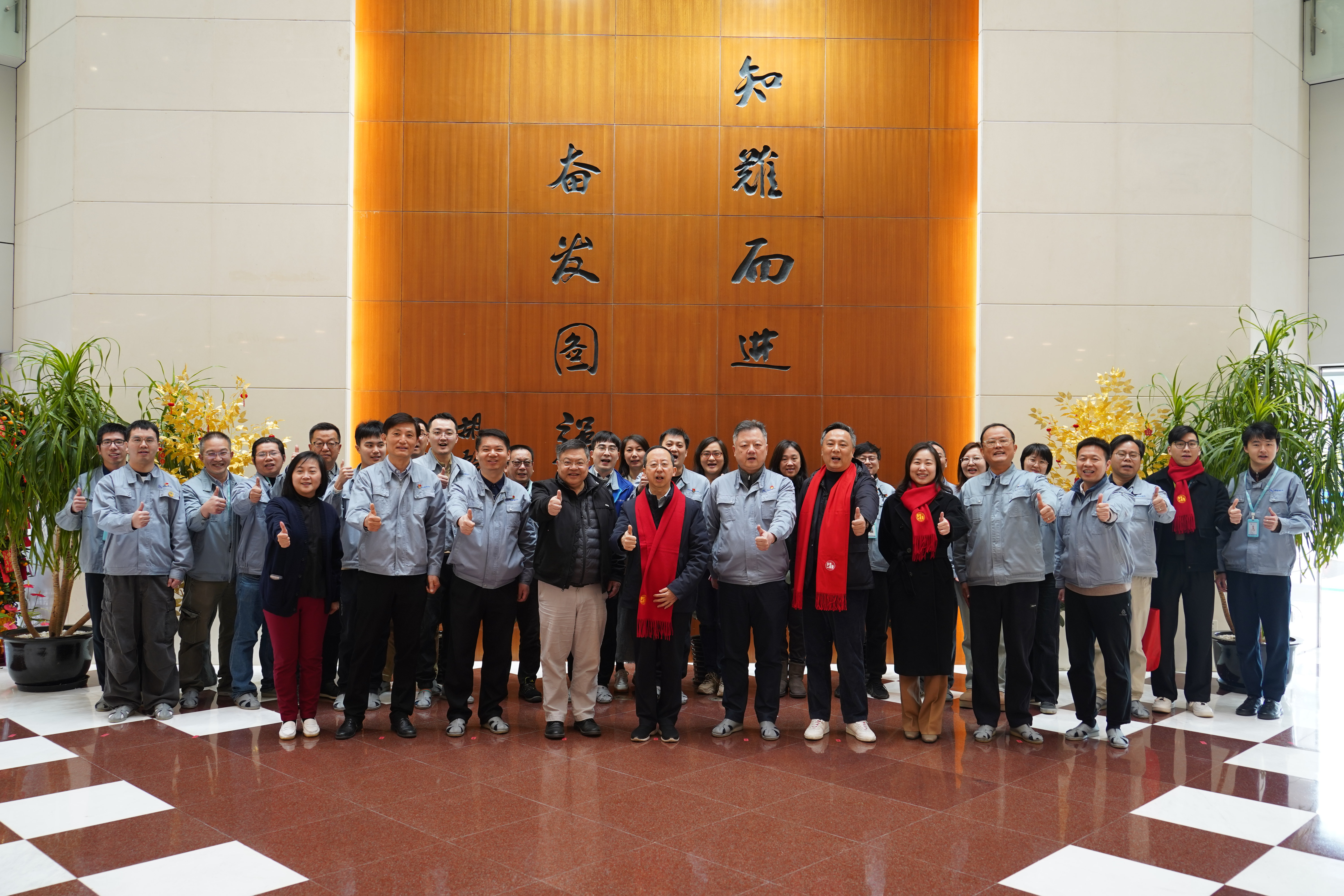 ����18(�й���)�ٷ���վ