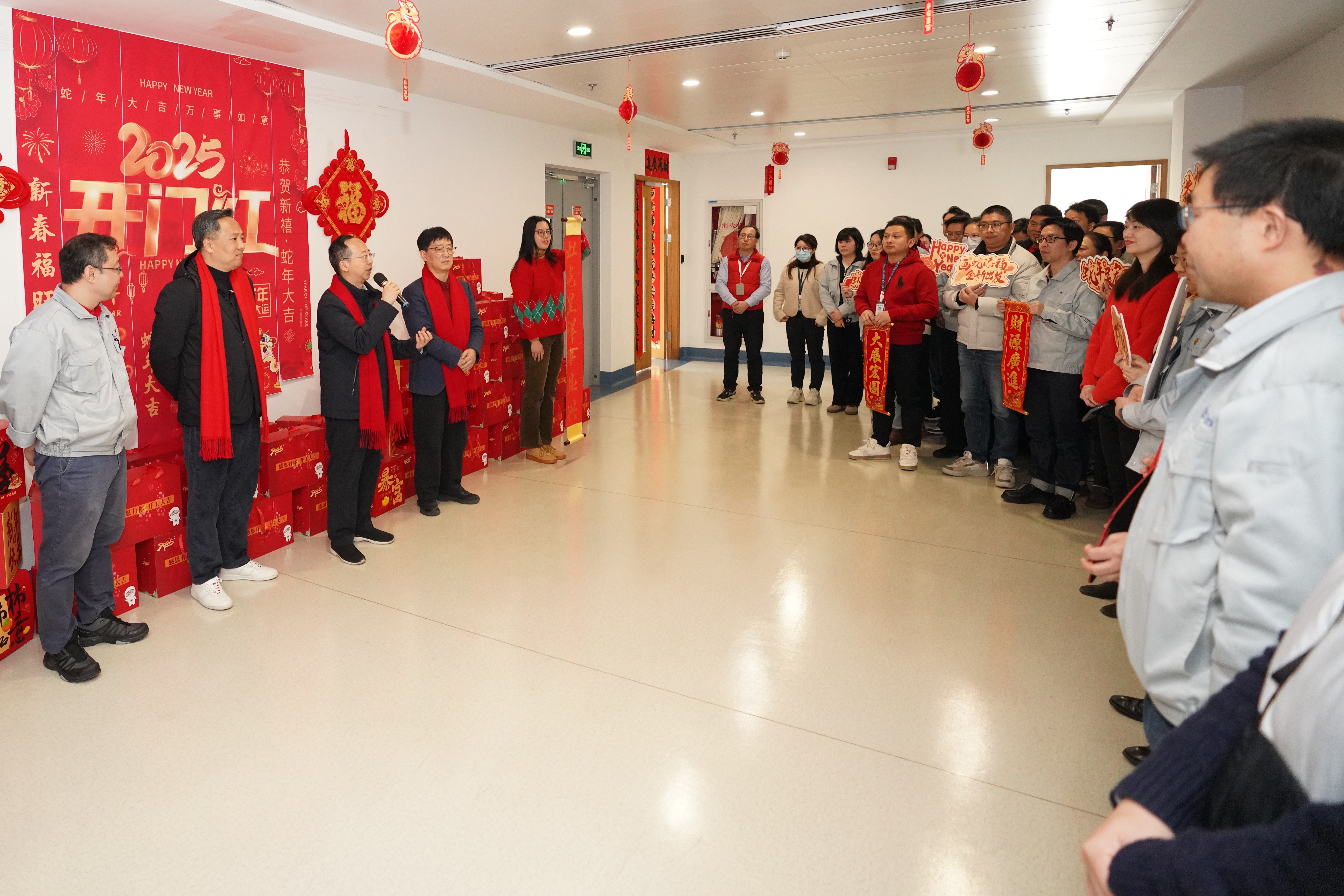 ����18(�й���)�ٷ���վ